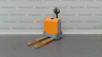 Used Forklift Truck JUNGHEINRICH EJE 114 100 53K Pro Trac ELEKTRO NIEDERHUBWAGENDEICHSEL (13037533) backdrop