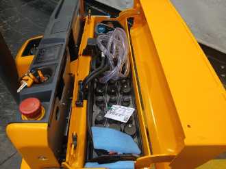 Used Forklift Truck JUNGHEINRICH EJE 114 24 115 54 ELEKTRO NIEDERHUBWAGENDEICHSEL (13054985)
