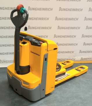 Used Forklift Truck JUNGHEINRICH EJE 116 115 54 Li-Ion ELEKTRO NIEDERHUBWAGENDEICHSEL (13010248) backdrop