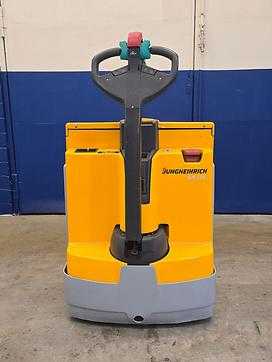 Used Forklift Truck JUNGHEINRICH EJE 116 ELEKTRO NIEDERHUBWAGENDEICHSEL (12985556) backdrop