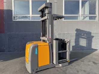 Used Forklift Truck JUNGHEINRICH EKS 210 Baujahr 2017 / HH 6500 / TOP Akku 2024 ELEKTRO HOCHHUBKOMMISSIONIERER (13074248) backdrop