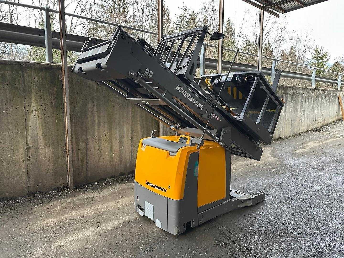 Used Forklift Truck JUNGHEINRICH EKS 412s - 750DT ELEKTRO HOCHHUBKOMMISSIONIERER (13058226)
