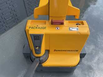 Used Forklift Truck JUNGHEINRICH EMC B 10 Baujahr 2012 HH 1,54M Breitspur ELEKTRO HOCHHUBWAGENDEICHSEL (13063513)