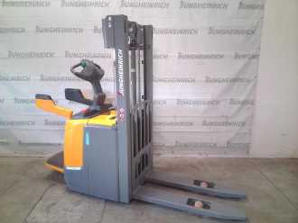Used Forklift Truck JUNGHEINRICH ERC 212 KP 115-290 ZT ELEKTRO HOCHHUBWAGENFAHRERSTAND (13034787) backdrop