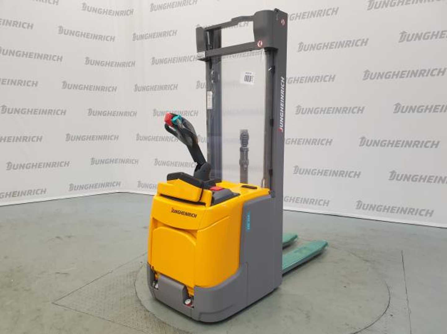 Used Forklift Truck JUNGHEINRICH ERC 214 115-360 ZZ ELEKTRO HOCHHUBWAGENFAHRERSTAND (13060956)