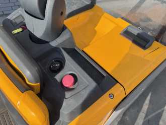 Used Forklift Truck JUNGHEINRICH ERC 214 Baujahr 2022 Stunden 5023 Akku 2022 ELEKTRO HOCHHUBWAGENDEICHSEL (13068328)
