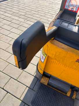 Used Forklift Truck JUNGHEINRICH ERC 214 ELEKTRO HOCHHUBWAGENDEICHSEL (12998662)