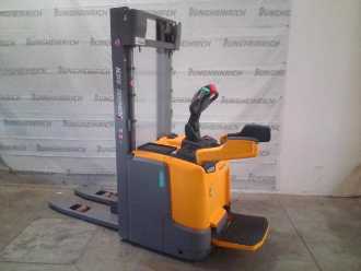 Used Forklift Truck JUNGHEINRICH ERC 214 KP 115-320 ZT ELEKTRO HOCHHUBWAGENFAHRERSTAND (12984656)