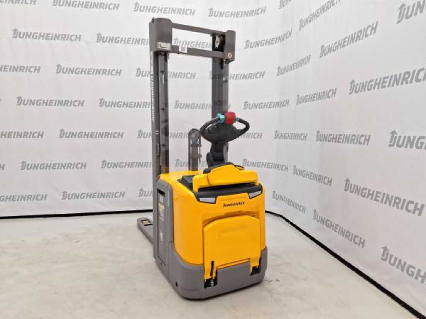 Used Forklift Truck JUNGHEINRICH ERC 216z KP 115-525 DZ ELEKTRO HOCHHUBWAGENFAHRERSTAND (13063380)