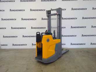 Used Forklift Truck JUNGHEINRICH ERC 216zi FP 115-525 DZ ELEKTRO HOCHHUBWAGENFAHRERSTAND (12898354)