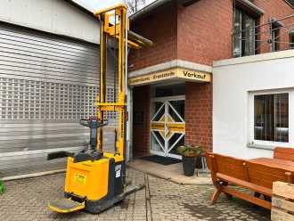 Used Forklift Truck JUNGHEINRICH ERC14 ELEKTRO HOCHHUBWAGENDEICHSEL (12852214)