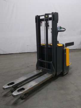 Used Forklift Truck JUNGHEINRICH ERD220/1180MM ELEKTRO HOCHHUBWAGENDEICHSEL (13036605) backdrop