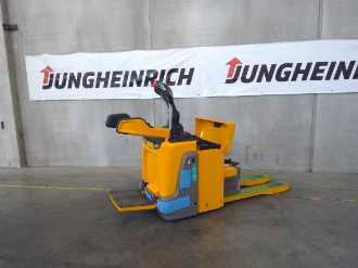 Used Forklift Truck JUNGHEINRICH ERE 120 19 115-54 ELEKTRO NIEDERHUBWAGENFAHRERSTAND (12962518) backdrop