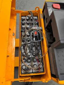 Used Forklift Truck JUNGHEINRICH ERE 120 Baujahr 2016 Akku 2016 Gabellänge 1150 ELEKTRO NIEDERHUBWAGENDEICHSEL (13044043)