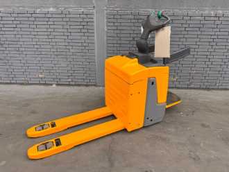 Used Forklift Truck JUNGHEINRICH ERE 120 Baujahr 2016 Akku 2016 Gabellänge 1150 ELEKTRO NIEDERHUBWAGENDEICHSEL (13063519) backdrop