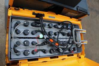 Used Forklift Truck JUNGHEINRICH ERE 120 ELEKTRO NIEDERHUBWAGENSEMIELEKTRISCH (13071083)