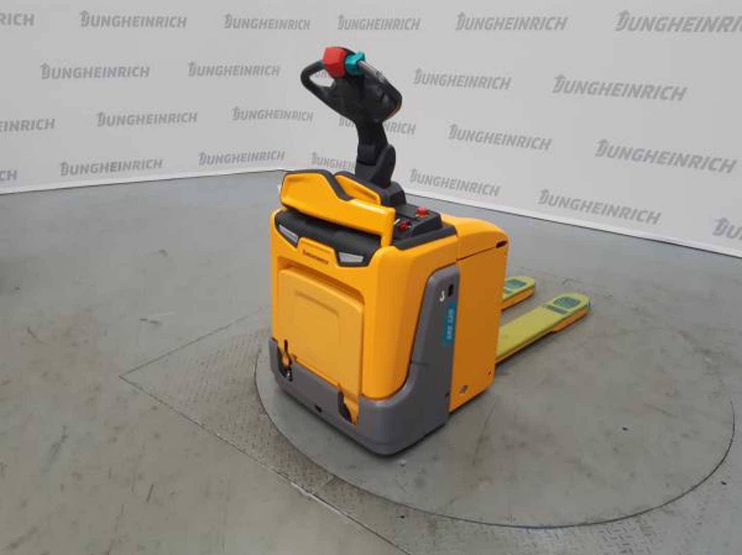 Used Forklift Truck JUNGHEINRICH ERE 120 KP 115-54 ELEKTRO NIEDERHUBWAGENFAHRERSTAND (13070858)