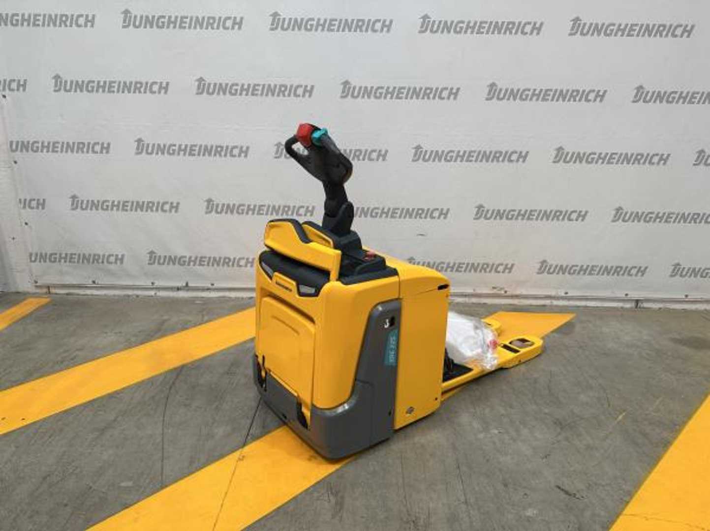 Used Forklift Truck JUNGHEINRICH ERE 225 17 115 51 ELEKTRO NIEDERHUBWAGENFAHRERSTAND (13034721)