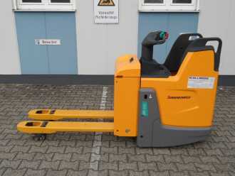 Used Forklift Truck JUNGHEINRICH ERE 225 - feste Plattform - 2025 - wenig Stunden ELEKTRO NIEDERHUBWAGENDEICHSEL (13032322) backdrop