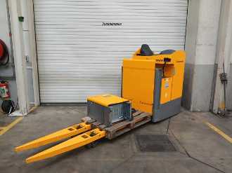 Used Forklift Truck JUNGHEINRICH ESE 430 18 240 58 ELEKTRO NIEDERHUBWAGENFAHRERSITZ (13072262)