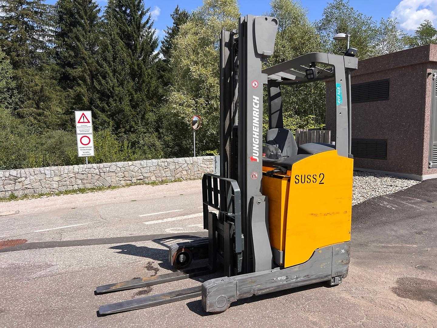 Used Forklift Truck JUNGHEINRICH ETV 110 - 590DZ ELEKTRO SCHUBMASTSTAPLER (13062588)