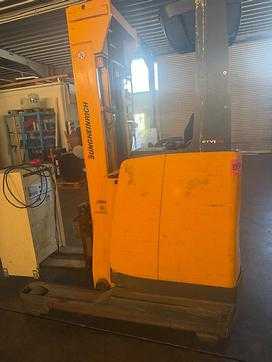 Used Forklift Truck JUNGHEINRICH ETV 114 ELEKTRO SCHUBMASTSTAPLER (13067081)
