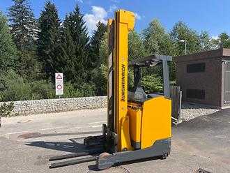 Used Forklift Truck JUNGHEINRICH ETV 214 - 770DZ ELEKTRO SCHUBMASTSTAPLER (13055981) backdrop