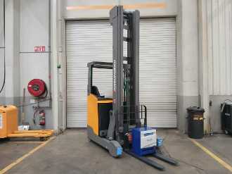 Used Forklift Truck JUNGHEINRICH ETV 214 DL MP GNE 115-872 DZ ELEKTRO SCHUBMASTSTAPLER (13041535) backdrop