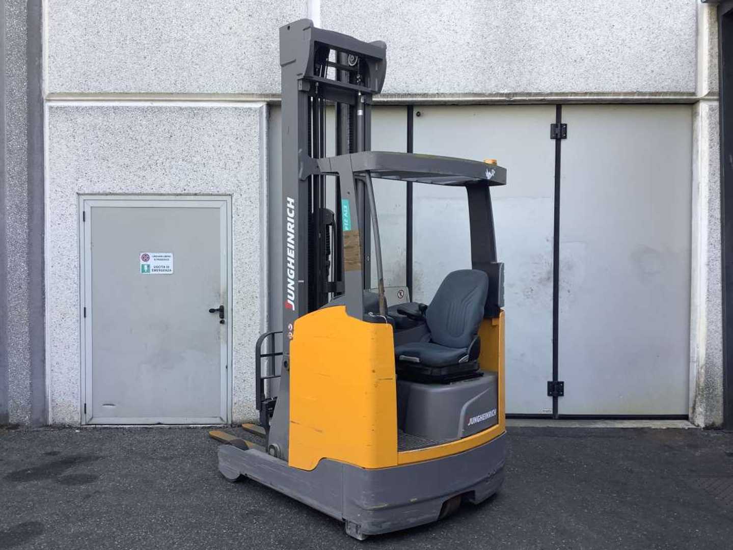 Used Forklift Truck JUNGHEINRICH ETV 214 ELEKTRO SCHUBMASTSTAPLER (13064995)