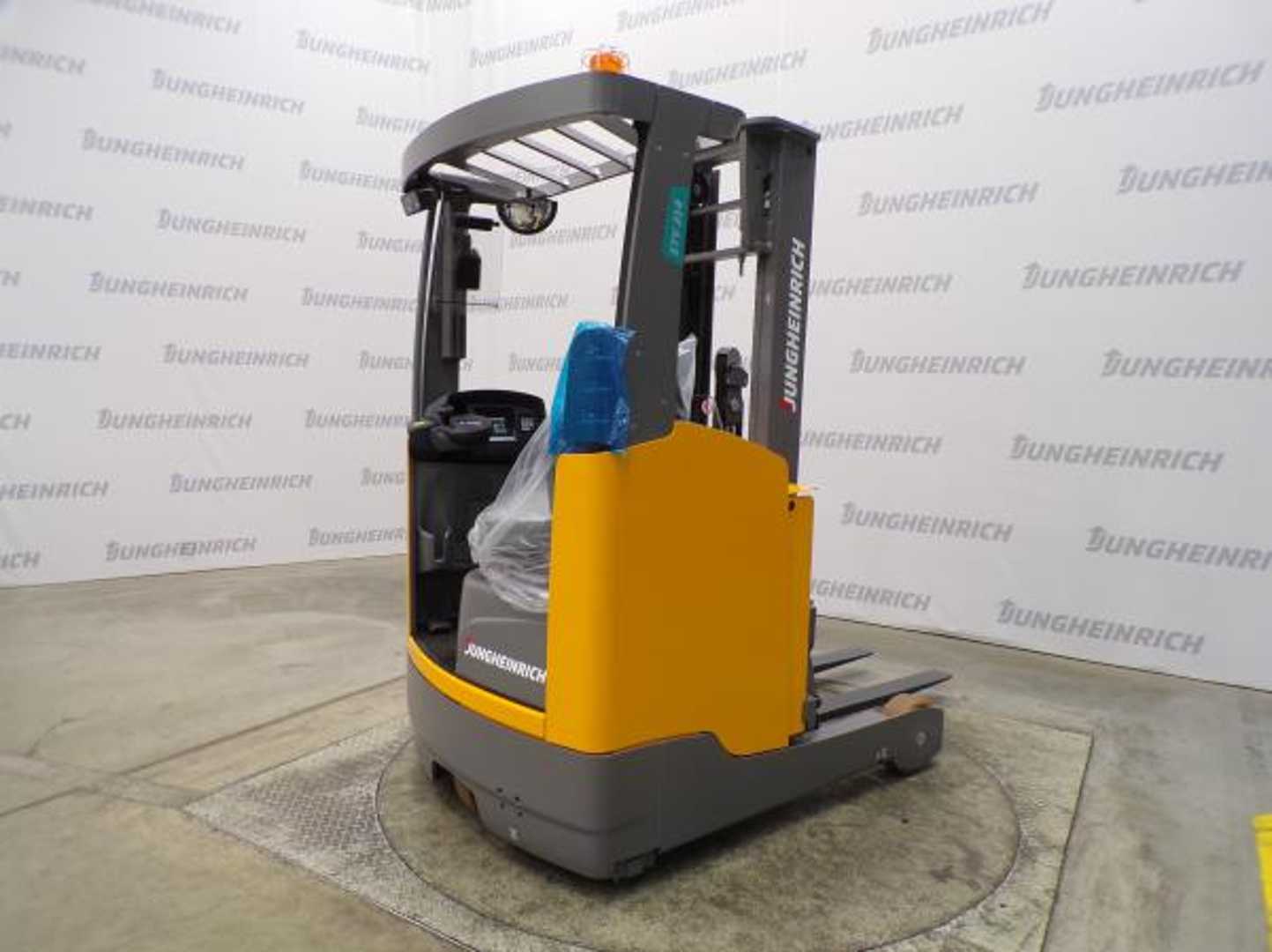 Used Forklift Truck JUNGHEINRICH ETV 214 SP GE 115-530 DZ ELEKTRO SCHUBMASTSTAPLER (12978648)