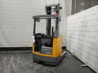 Used Forklift Truck JUNGHEINRICH ETV 216 LI MP L GE 115 710 DZ ELEKTRO SCHUBMASTSTAPLER (13069128) backdrop