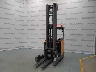 Used Forklift Truck JUNGHEINRICH ETV 320 SP DL GNE 115-872 DZ ELEKTRO SCHUBMASTSTAPLER (13007785) backdrop