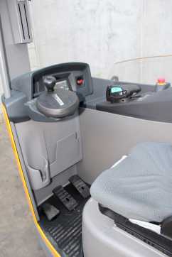 Used Forklift Truck JUNGHEINRICH ETV 335 860 DZ ELEKTRO SCHUBMASTSTAPLER (13034334)