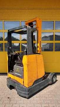 Used Forklift Truck JUNGHEINRICH ETV C 16 Batterie aus 2020 ELEKTRO SCHUBMASTSTAPLER (12802754)