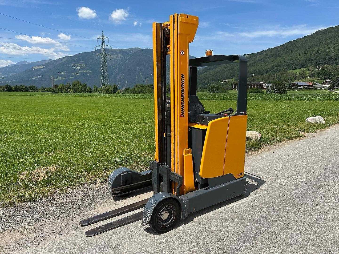 Used Forklift Truck JUNGHEINRICH ETV C16 - 650DZ ELEKTRO SCHUBMASTSTAPLER (13056948)