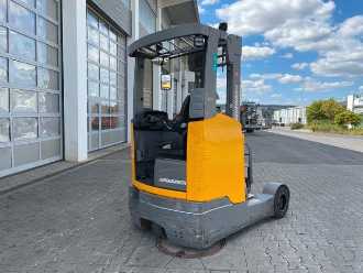 Used Forklift Truck JUNGHEINRICH ETV C16 / Triplex 5.72m / SS / nur 2.953h / 2016 DIESEL SCHUBMASTSTAPLER (13062204)