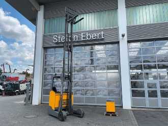 Used Forklift Truck JUNGHEINRICH ETV C16 / Triplex 5.72m / SS / nur 3.112h / 2016 DIESEL SCHUBMASTSTAPLER (13054136)