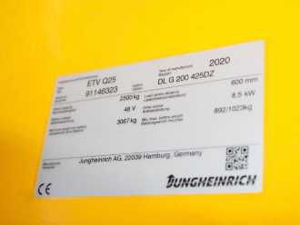 Used Forklift Truck JUNGHEINRICH ETV-Q 25 DL G200-425DZ ELEKTRO VIERWEGESTAPLER (13064022)