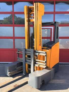 Used Forklift Truck JUNGHEINRICH ETV Q20 ELEKTRO VIERWEGESTAPLER (13068774) backdrop
