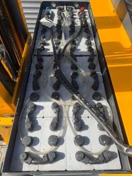 Used Forklift Truck JUNGHEINRICH ETV214 ELEKTRO SCHUBMASTSTAPLER (13037388)