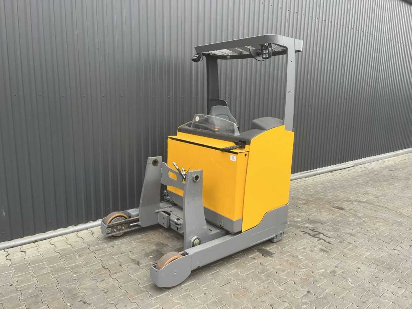 Used Forklift Truck JUNGHEINRICH ETV216 ELEKTRO SCHUBMASTSTAPLER (12949044)
