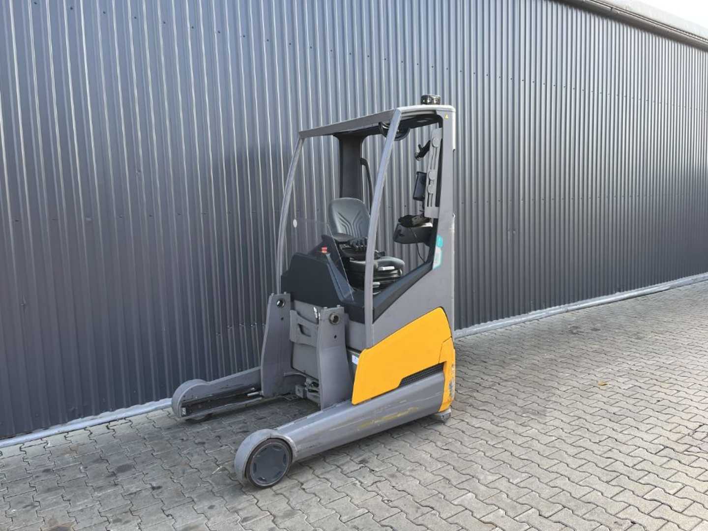 Used Forklift Truck JUNGHEINRICH ETV216i ELEKTRO SCHUBMASTSTAPLER (13075656)