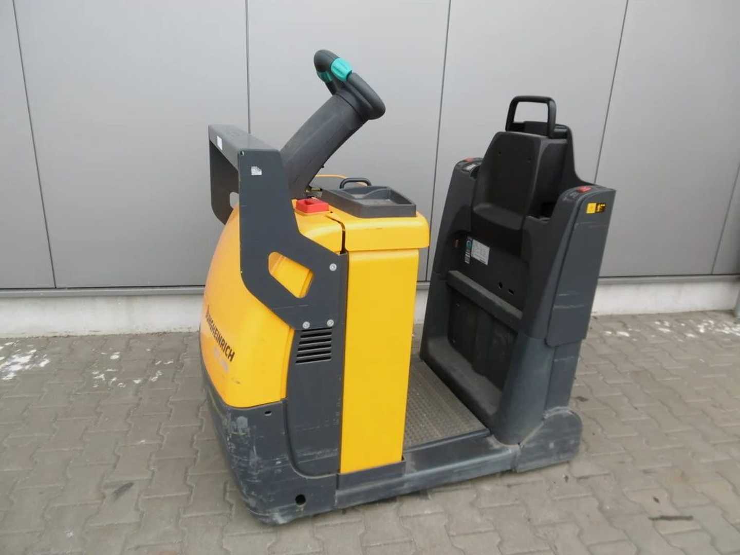 Used Forklift Truck JUNGHEINRICH EZS 350 ELEKTRO SCHLEPPER (12818437)