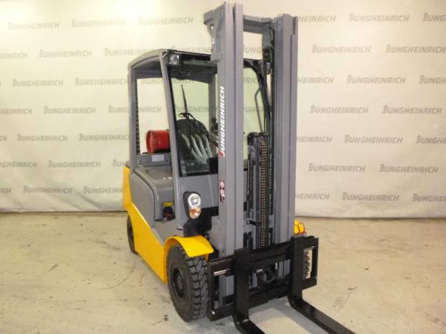 Used Forklift Truck JUNGHEINRICH TFG 316 SP GE 115-500 DZ GAS VIERRADFRONTSTAPLER (13057230)