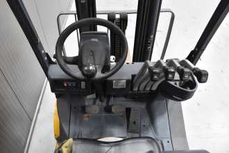 Used Forklift Truck JUNGHEINRICH TFG 320 /58889/ GAS VIERRADFRONTSTAPLER (13066420)