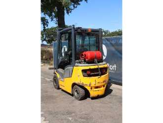 Used Forklift Truck JUNGHEINRICH TFG 320 GAS VIERRADFRONTSTAPLER (13062944)
