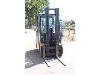 Used Forklift Truck JUNGHEINRICH TFG 320 GAS VIERRADFRONTSTAPLER (13062944)