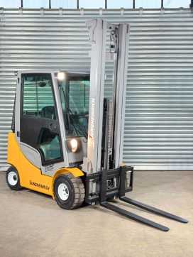 Used Forklift Truck JUNGHEINRICH TFG 320s TFG 320s - Service Neu - STVO - Volllkabine -6,5m GAS VIERRADFRONTSTAPLER (12977664)