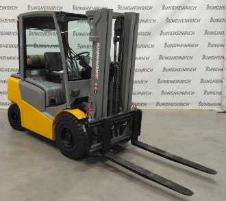 Used Forklift Truck JUNGHEINRICH TFG 425 SP G +E 115-440 DZ GAS VIERRADFRONTSTAPLER (13065714) backdrop