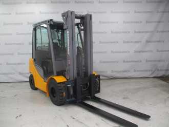 Used Forklift Truck JUNGHEINRICH TFG 430s SP GE 150-500 DZ GAS VIERRADFRONTSTAPLER (13068670) backdrop